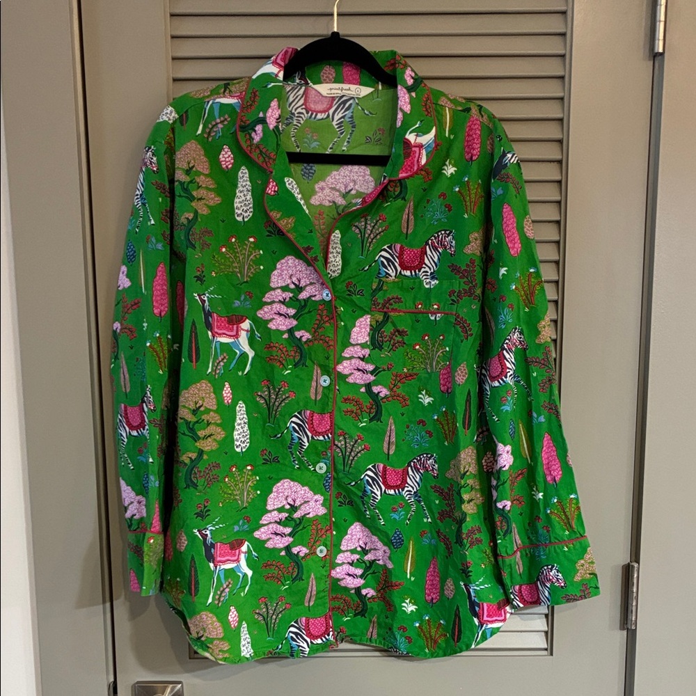 PrintFresh Pajama Top Antelopes Forest green pink print cotton Sz L